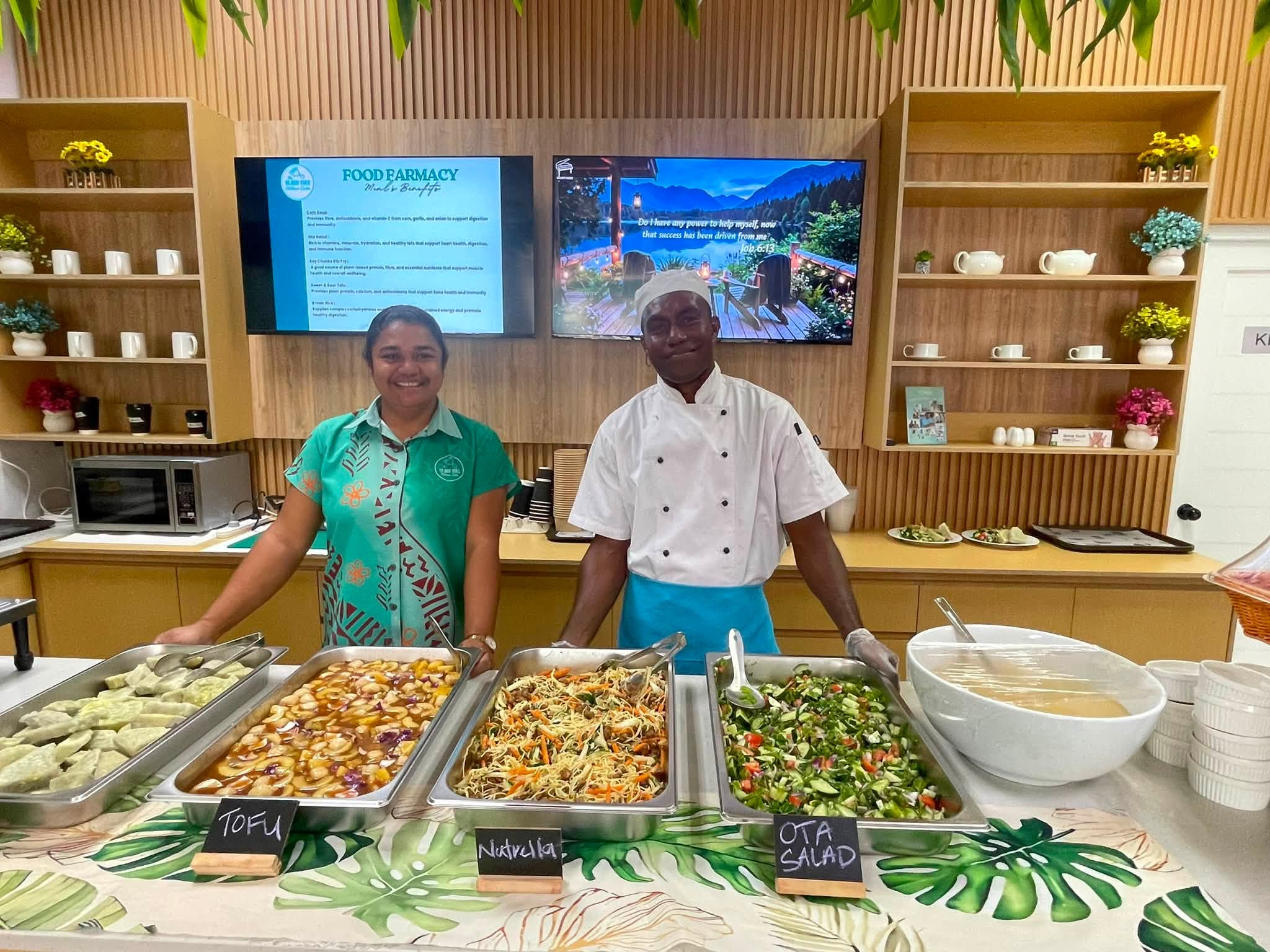 Food Farmacy team and breakfast buffet